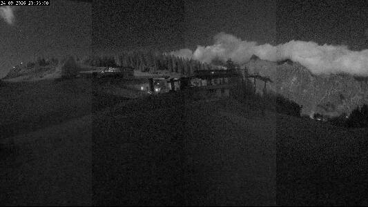 Brenner Ladurns snow cam captured at 24 September 2026 at 11:57 pm GMT+2