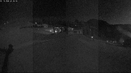 Brenner Ladurns snow cam captured at 2 October 2026 at 11:51 pm GMT+2