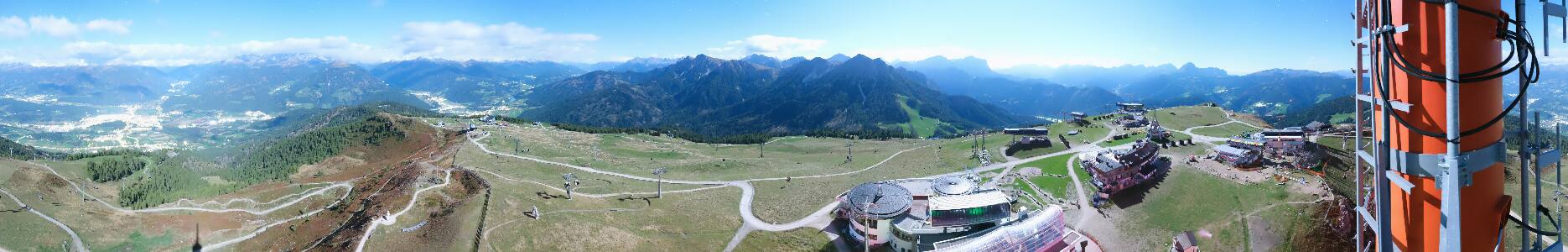 Bruneck Kronplatz snow cam captured at 24 September 2026 at 11:57 pm GMT+2