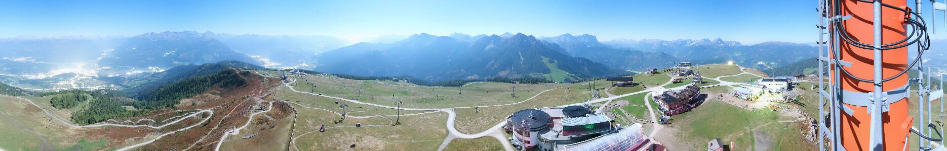 Bruneck Kronplatz snow cam captured at 28 September 2026 at 11:54 pm GMT+2