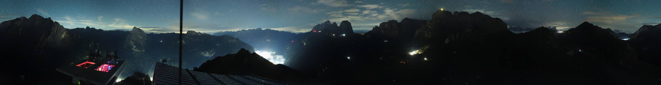 Canazei Col dei Rossi snow cam captured at 18 September 2026 at 11:50 pm GMT+2