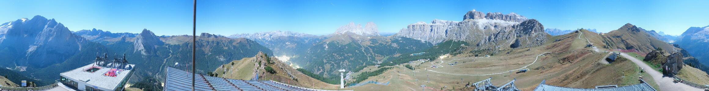 Canazei Col dei Rossi snow cam captured at 27 September 2026 at 11:57 pm GMT+2