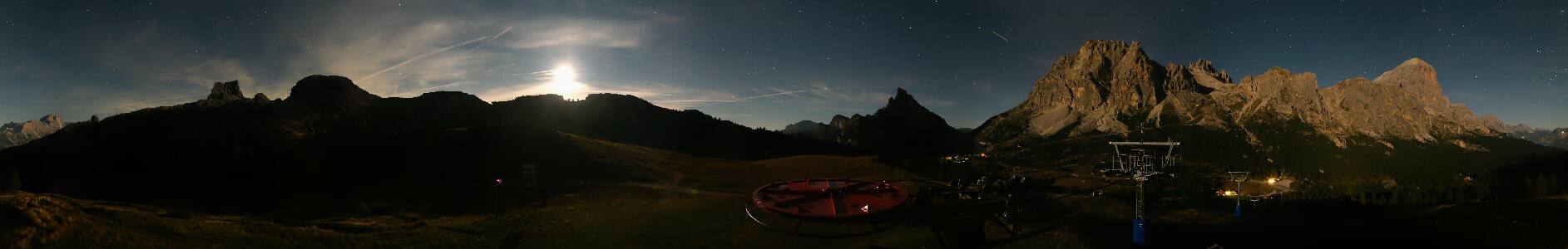 Cortina d'Ampezzo Col Gallina snow cam captured at 21 September 2026 at 11:53 pm GMT+2