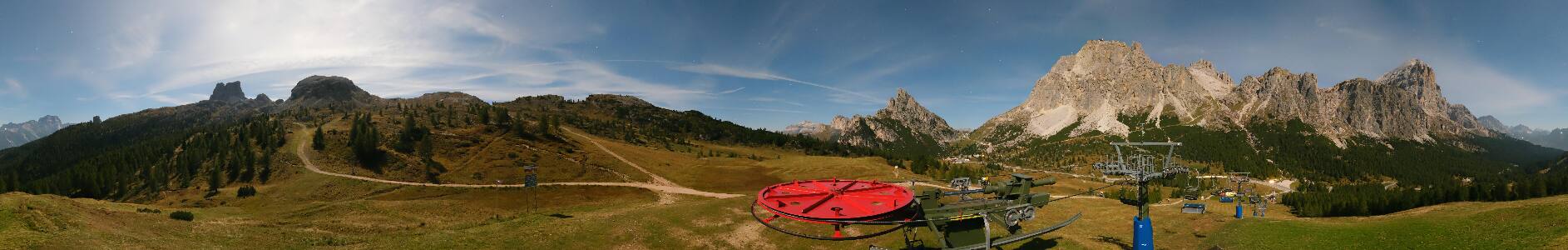Cortina d'Ampezzo Col Gallina snow cam captured at 26 September 2026 at 11:51 pm GMT+2