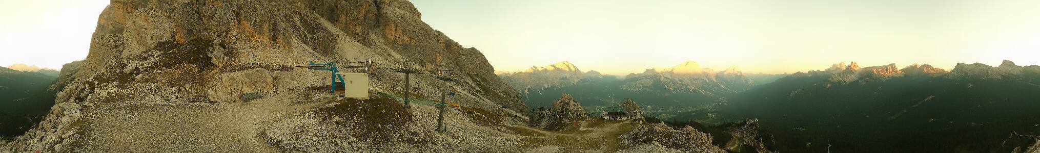 Cortina d'Ampezzo Pomedes snow cam captured at 15 September 2026 at 7:20 pm GMT+2