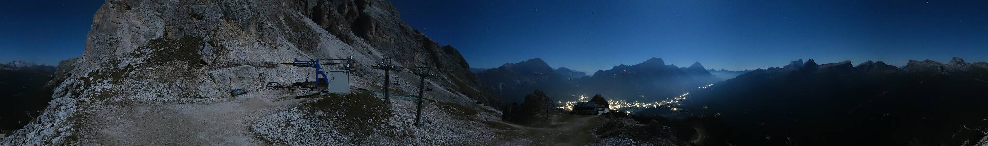Cortina d'Ampezzo Pomedes snow cam captured at 28 September 2026 at 11:55 pm GMT+2