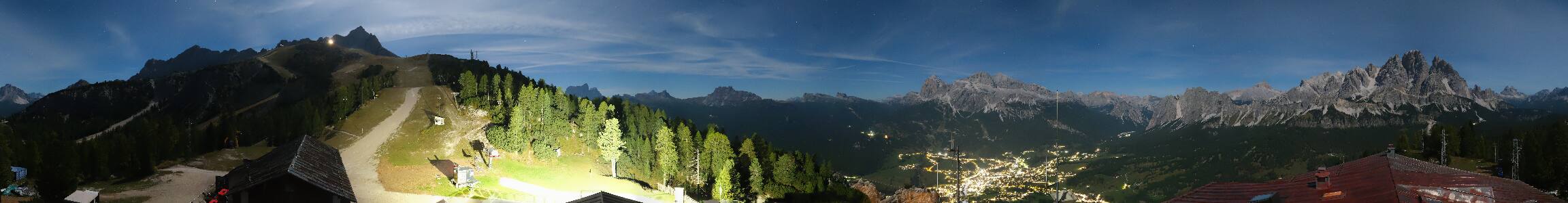 Cortina d'Ampezzo Rifugio Faloria snow cam captured at 26 September 2026 at 11:51 pm GMT+2