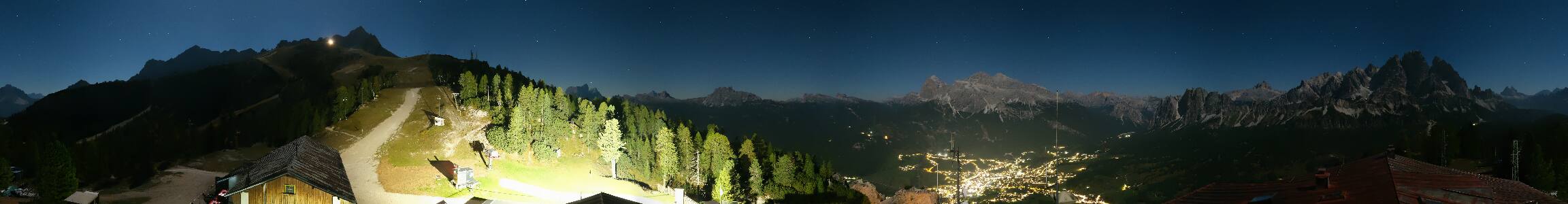 Cortina d'Ampezzo Rifugio Faloria snow cam captured at 28 September 2026 at 11:55 pm GMT+2