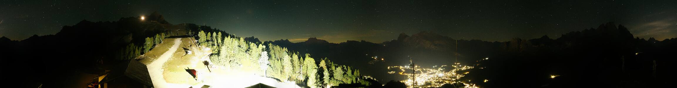 Cortina d'Ampezzo Rifugio Faloria snow cam captured at 3 October 2026 at 11:51 pm GMT+2