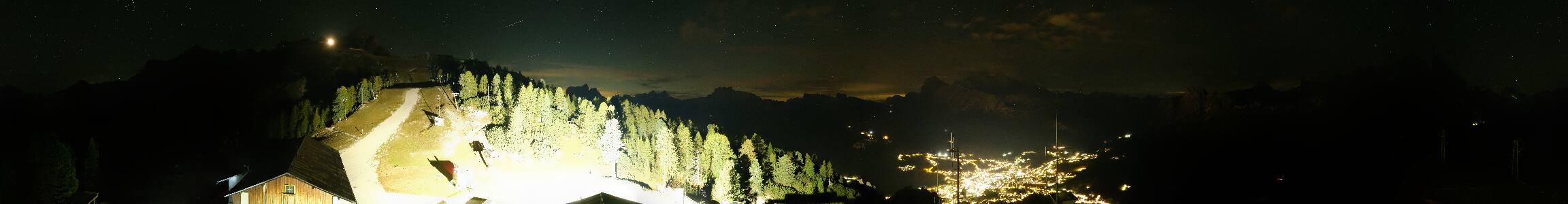 Cortina d'Ampezzo Rifugio Faloria snow cam captured at 5 October 2026 at 11:50 pm GMT+2