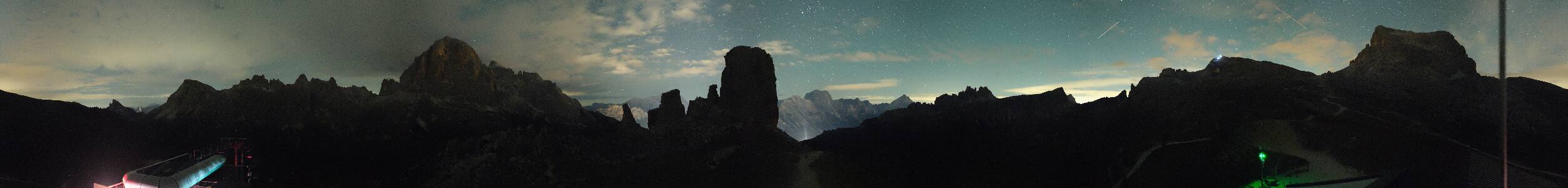 Cortina d’Ampezzo, 5 Torri Cortina d'Ampezzo - 5 Torri (2255m) snow cam captured at 5 October 2026 at 11:51 pm GMT+2