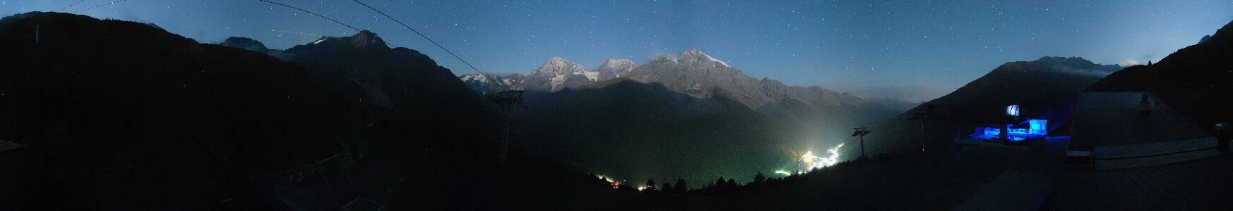 Kanzel Sulden snow cam captured at 2 October 2026 at 11:32 pm GMT+2