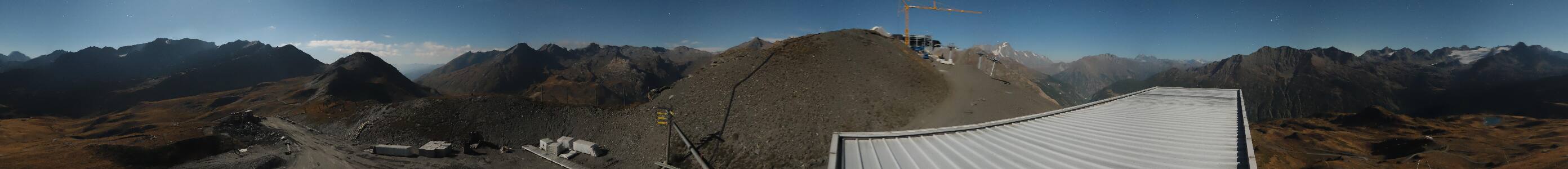 La Thuile Chaz Dura snow cam captured at 23 September 2026 at 11:57 pm GMT+2