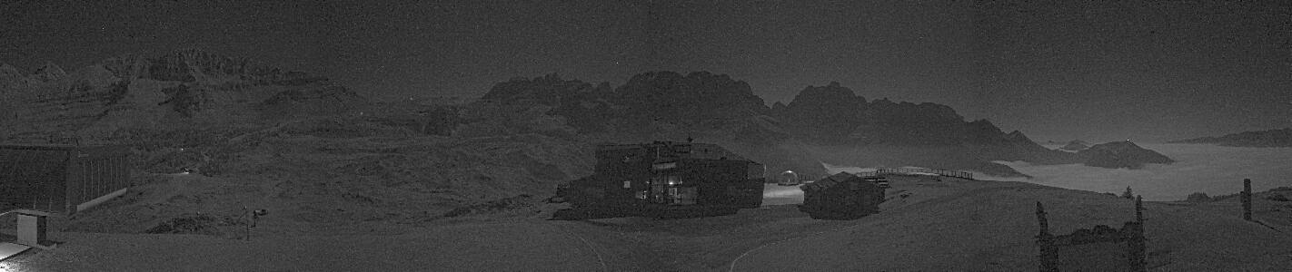 Madonna di Campiglio Madonna di Campiglio Spinale Live 8k snow cam captured at 25 September 2026 at 11:54 pm GMT+2