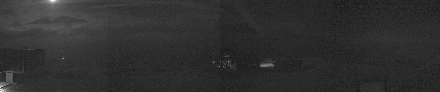 Madonna di Campiglio Madonna di Campiglio Spinale Live 8k snow cam captured at 1 October 2026 at 11:43 pm GMT+2