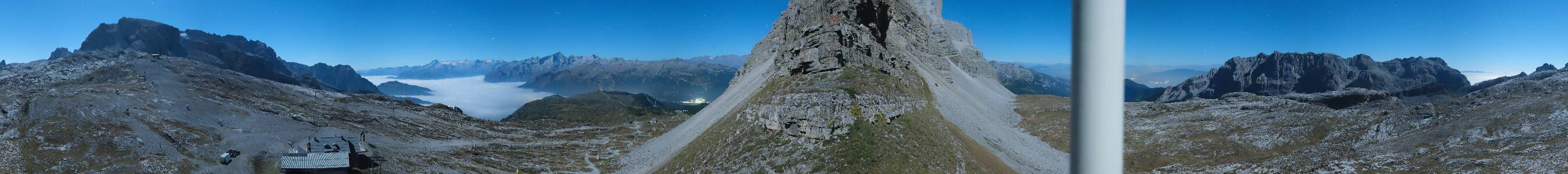 Madonna die Campiglio Groste snow cam captured at 25 September 2026 at 11:54 pm GMT+2