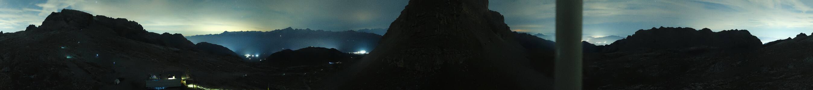 Madonna die Campiglio Groste snow cam captured at 4 October 2026 at 11:54 pm GMT+2