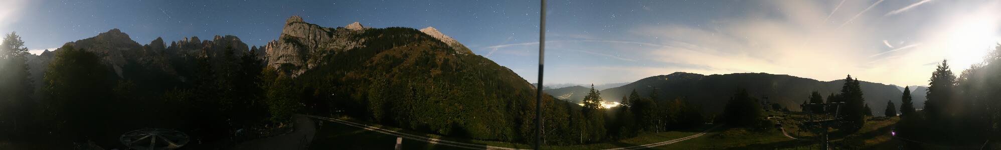 Molveno Pradel snow cam captured at 21 September 2026 at 11:49 pm GMT+2