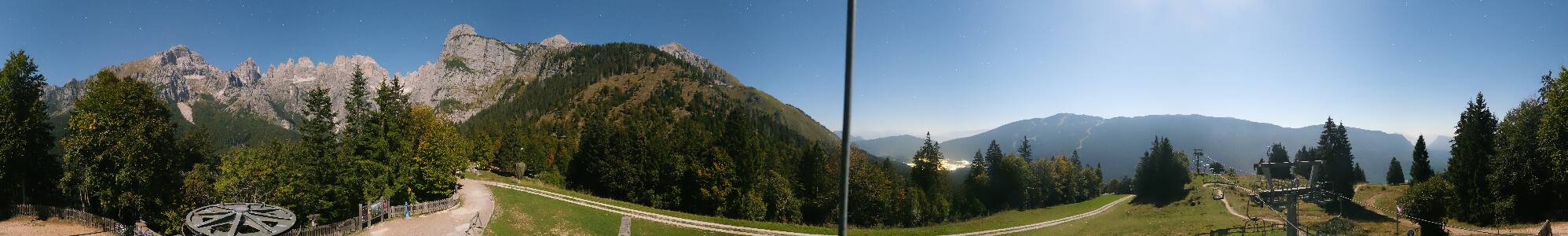 Molveno Pradel snow cam captured at 27 September 2026 at 11:53 pm GMT+2