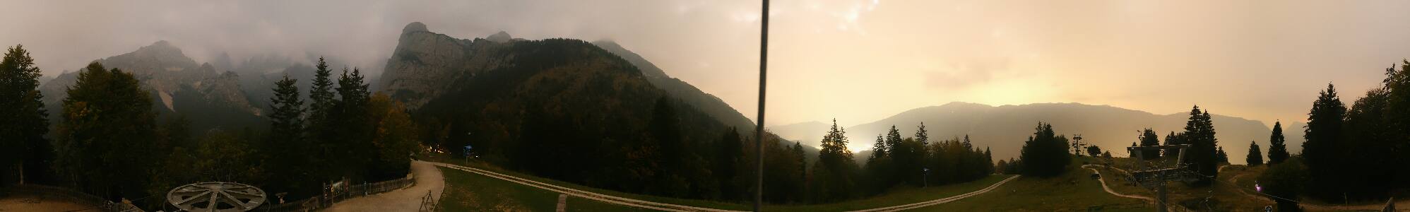 Molveno Pradel snow cam captured at 30 September 2026 at 11:44 pm GMT+2