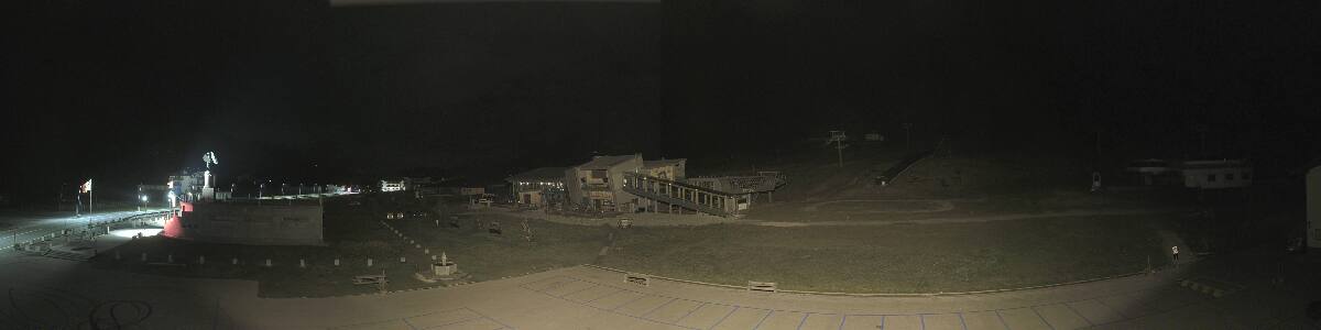 Passo del Tonale Passo del Tonale (1883 m) snow cam captured at 13 September 2026 at 11:52 pm GMT+2