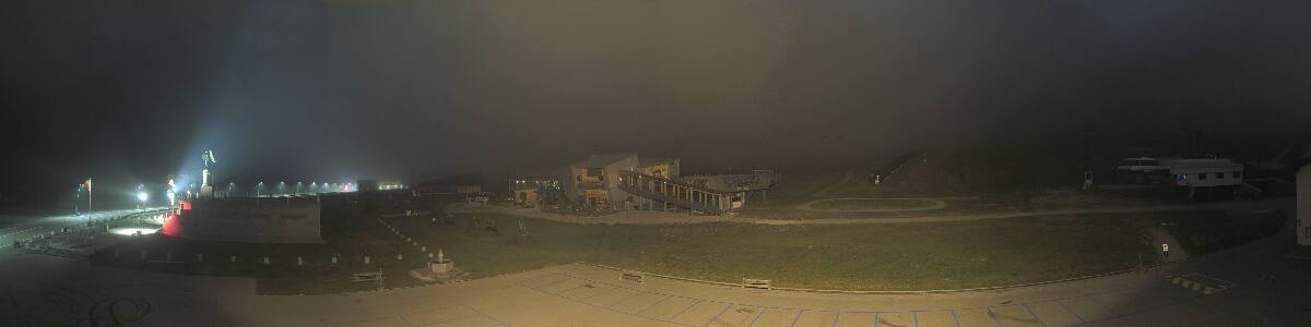 Passo del Tonale Passo del Tonale (1883 m) snow cam captured at 29 September 2026 at 11:38 pm GMT+2