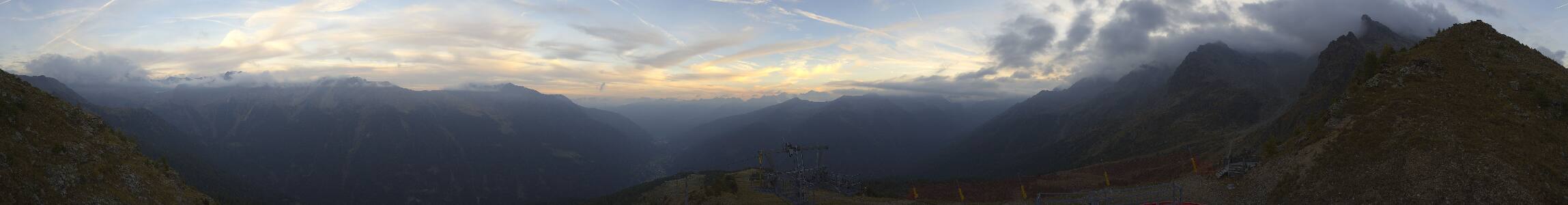 Pejo Seroden snow cam captured at 1 October 2026 at 7:03 pm GMT+2