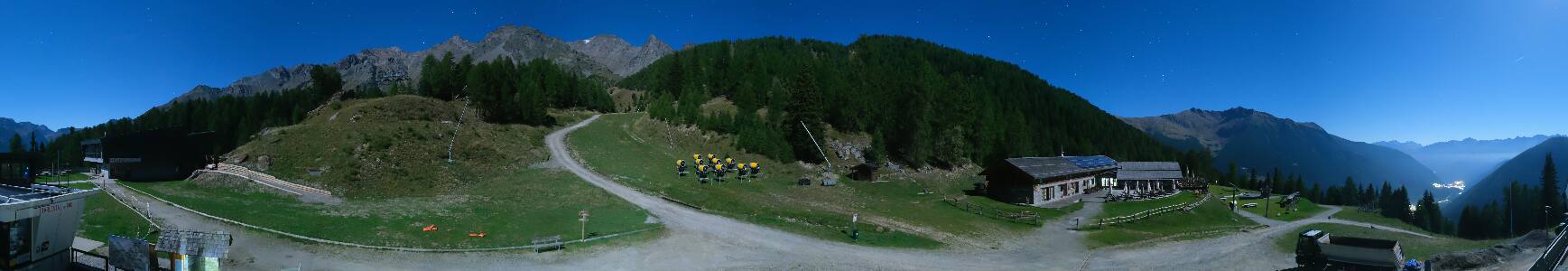 Pejo Tarlenta snow cam captured at 25 September 2026 at 11:55 pm GMT+2