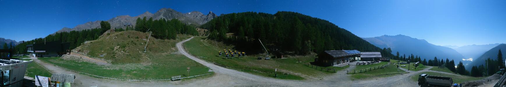 Pejo Tarlenta snow cam captured at 28 September 2026 at 11:58 pm GMT+2