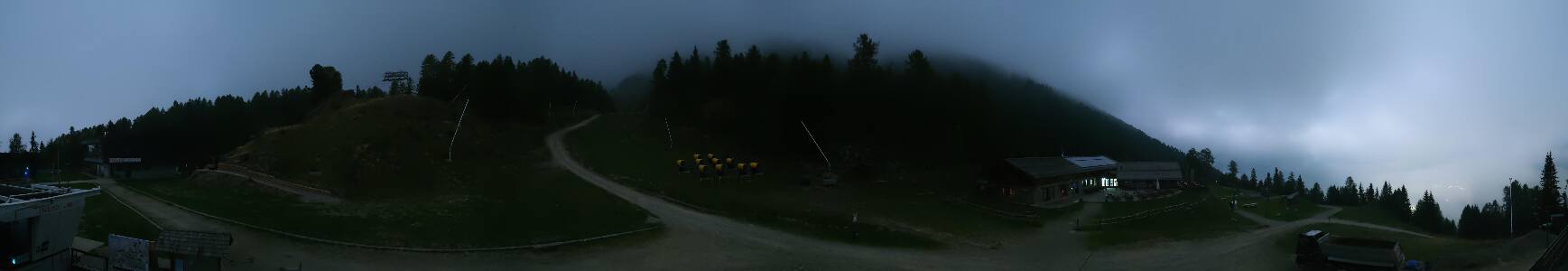 Pejo Tarlenta snow cam captured at 29 September 2026 at 11:38 pm GMT+2