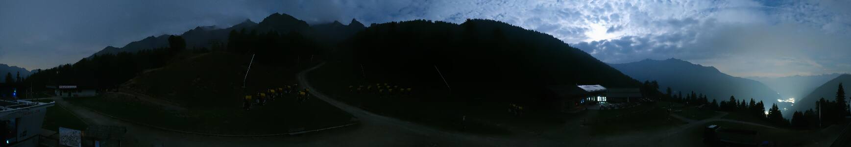 Pejo Tarlenta snow cam captured at 1 October 2026 at 11:44 pm GMT+2