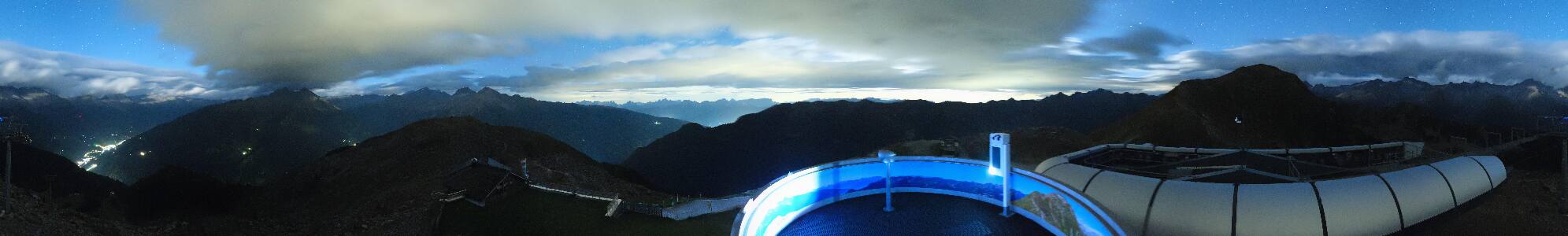 Sand in Taufers Sonnklar snow cam captured at 20 September 2026 at 11:49 pm GMT+2