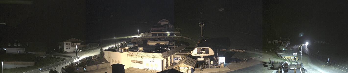 Sand in Taufers Speikboden Tal snow cam captured at 4 October 2026 at 11:53 pm GMT+2