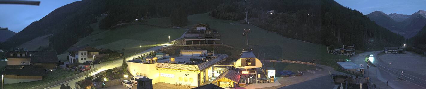 Sand in Taufers Speikboden Tal snow cam captured at 6 October 2026 at 6:49 am GMT+2