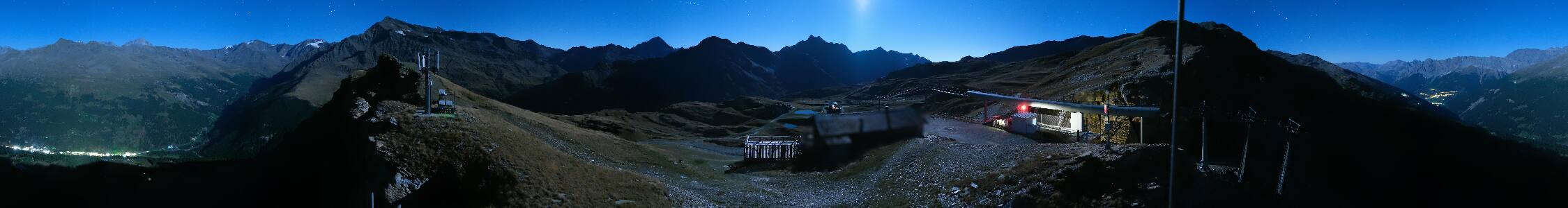Santa Caterina Valfurva Sunnyvalley snow cam captured at 22 September 2026 at 11:52 pm GMT+2