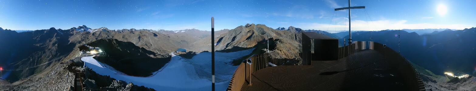 Schnals Grawand snow cam captured at 21 September 2026 at 11:50 pm GMT+2
