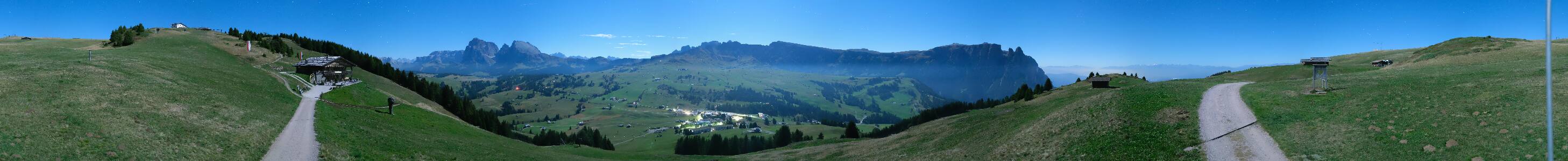 Seiseralm Puflatsch snow cam captured at 25 September 2026 at 11:56 pm GMT+2