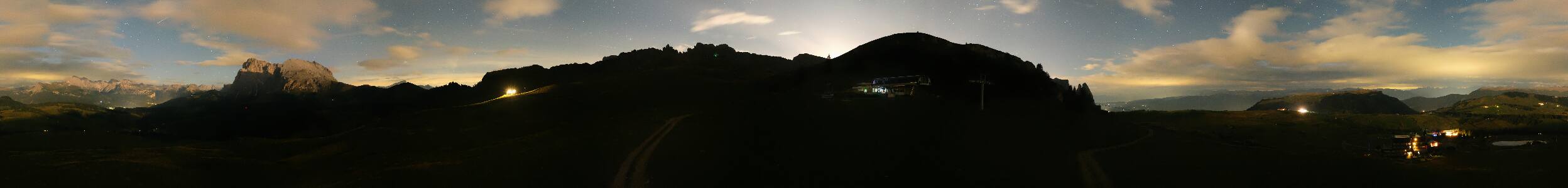 Seiseralm Punta d’oro snow cam captured at 20 September 2026 at 11:50 pm GMT+2