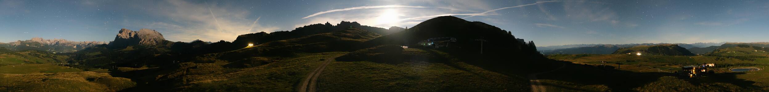Seiseralm Punta d’oro snow cam captured at 21 September 2026 at 11:51 pm GMT+2