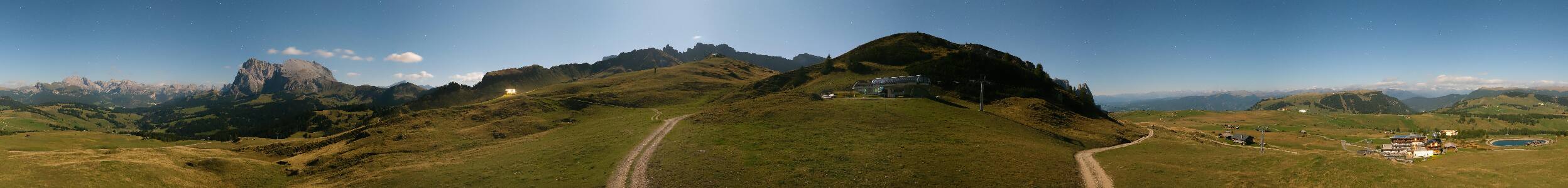 Seiseralm Punta d’oro snow cam captured at 24 September 2026 at 11:55 pm GMT+2