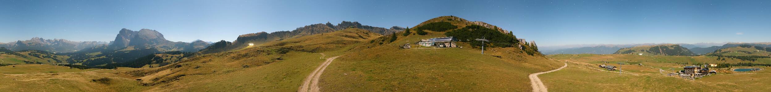 Seiseralm Punta d’oro snow cam captured at 27 September 2026 at 11:55 pm GMT+2