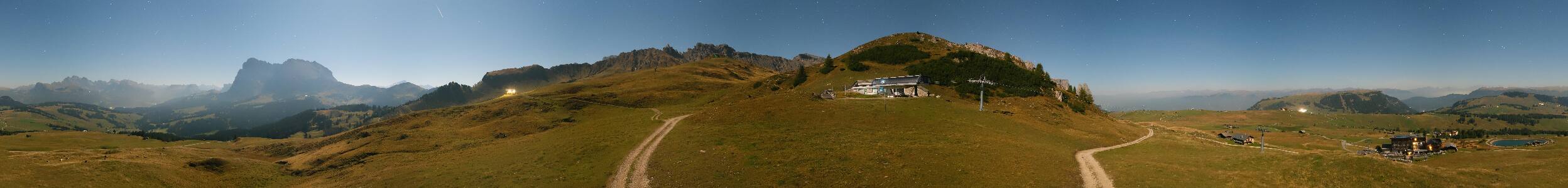 Seiseralm Punta d’oro snow cam captured at 28 September 2026 at 11:51 pm GMT+2