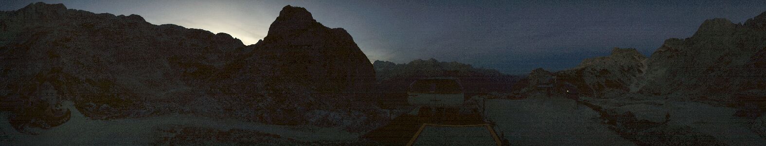 Sella Nevea Rifugio Celso Gilberti snow cam captured at 1 October 2026 at 7:08 pm GMT+2