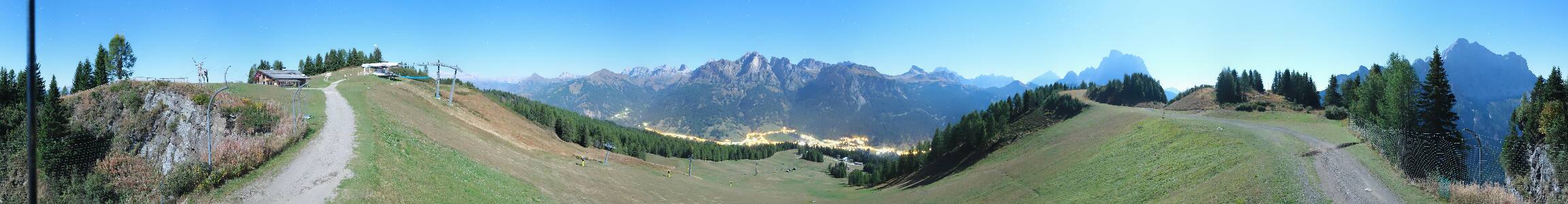 Selva di Cadore Pescul snow cam captured at 28 September 2026 at 11:51 pm GMT+2