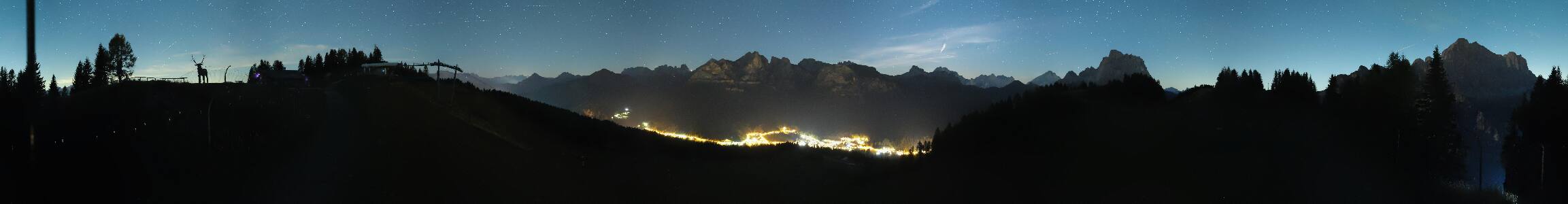Selva di Cadore Pescul snow cam captured at 3 October 2026 at 11:56 pm GMT+2