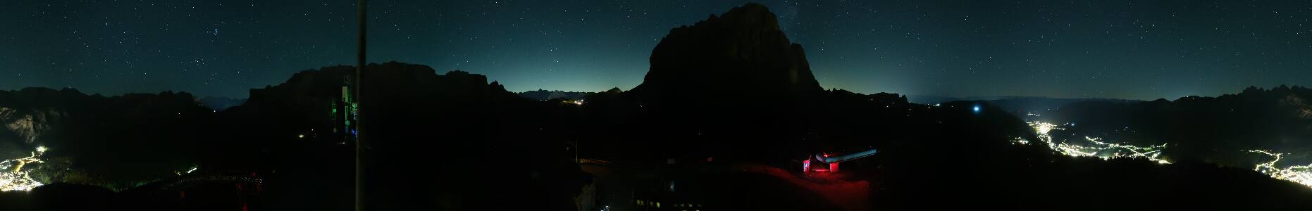 Val Gardena Ciampinoi snow cam captured at 14 September 2026 at 11:50 pm GMT+2
