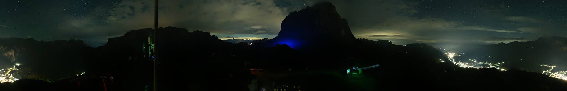 Val Gardena Ciampinoi snow cam captured at 5 October 2026 at 11:56 pm GMT+2