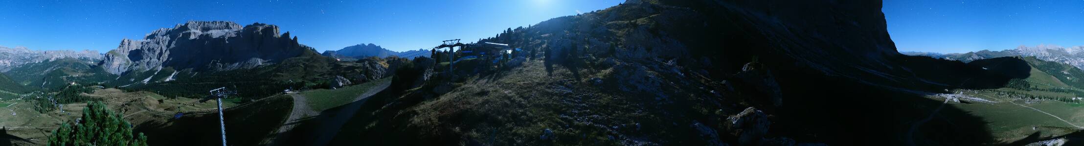 Val Gardena Citta dei Sassi snow cam captured at 22 September 2026 at 11:50 pm GMT+2