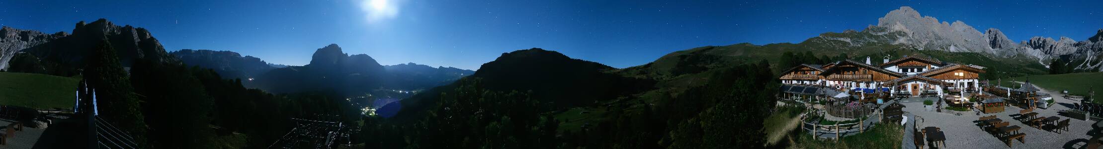Val Gardena Col Raiser snow cam captured at 22 September 2026 at 11:50 pm GMT+2