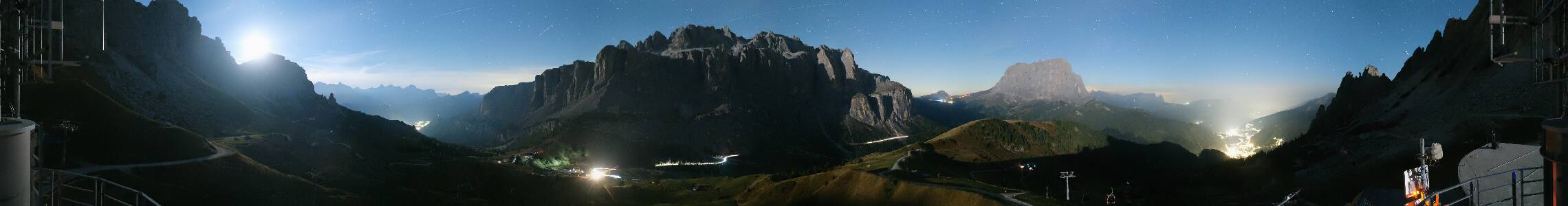 Val Gardena Dantercepies snow cam captured at 2 October 2026 at 11:46 pm GMT+2